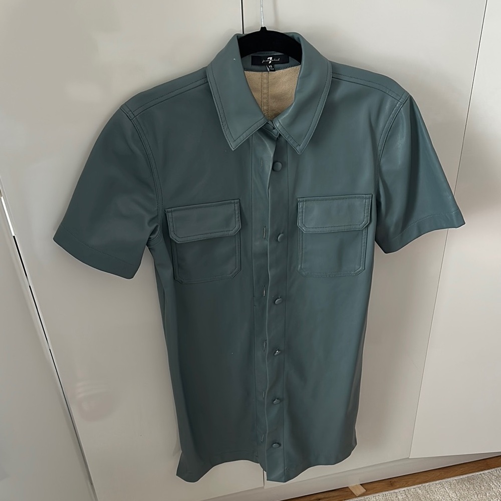 Green Mini Dress with Short Sleeves